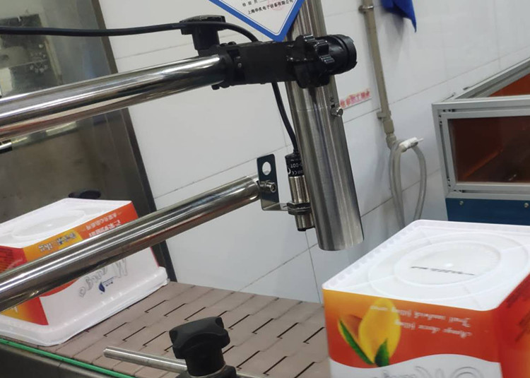 小字符噴碼機(jī) 小字符噴碼機(jī)